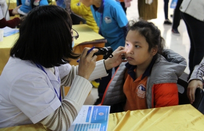 KIỂM TRA SỨC KHỎE HỌC SINH